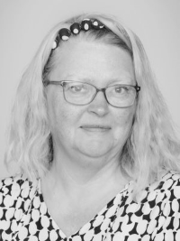 Skolesekretær,  Marianne Winberg